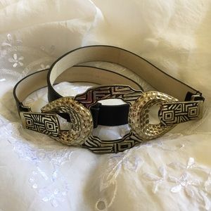 🎈CHICO’S🎈 Genuine Leather belt 1” wide Size SM